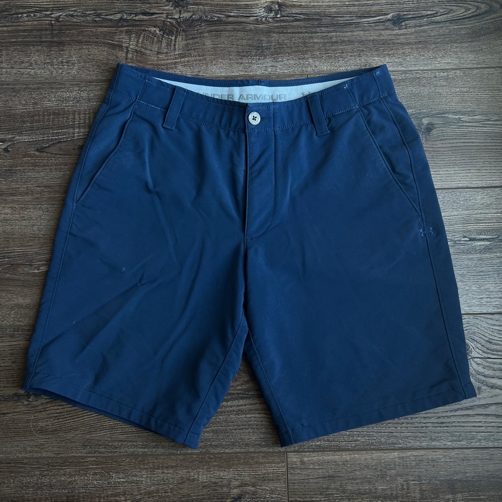 Under Armour shorts mens size 32